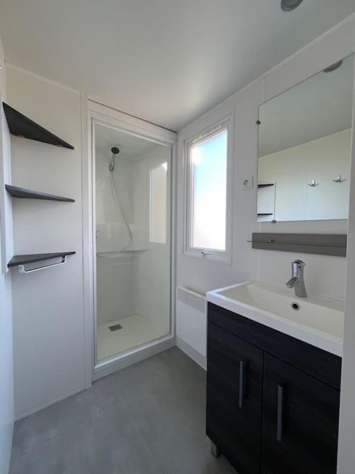 Mobilhome Grand Confort 6 Couchages Cap Ferret Lège-Cap-Ferret Екстериор снимка